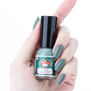 Gofun Nail ”Yamabato iro“